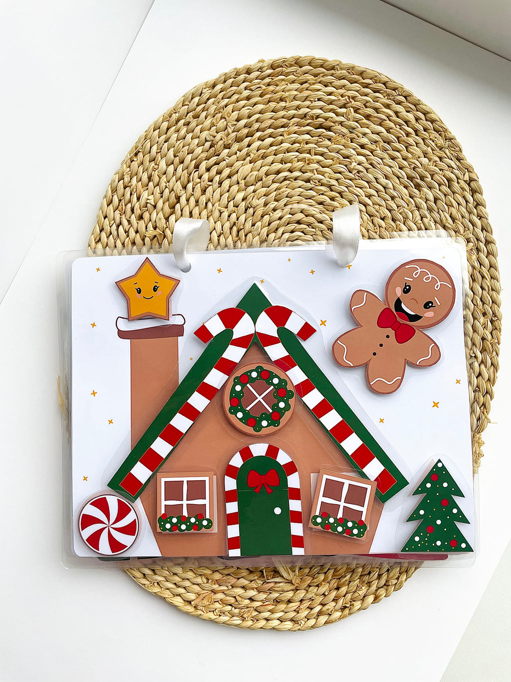 Ziemassvētku lipekļu grāmatiņa