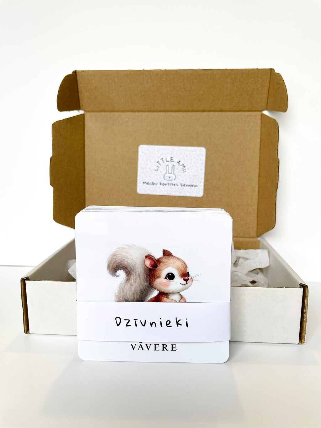 Dzīvienku kartītes.