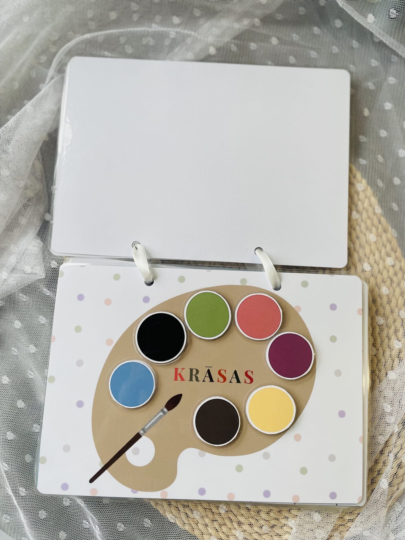 Lipekļu grāmatiņa